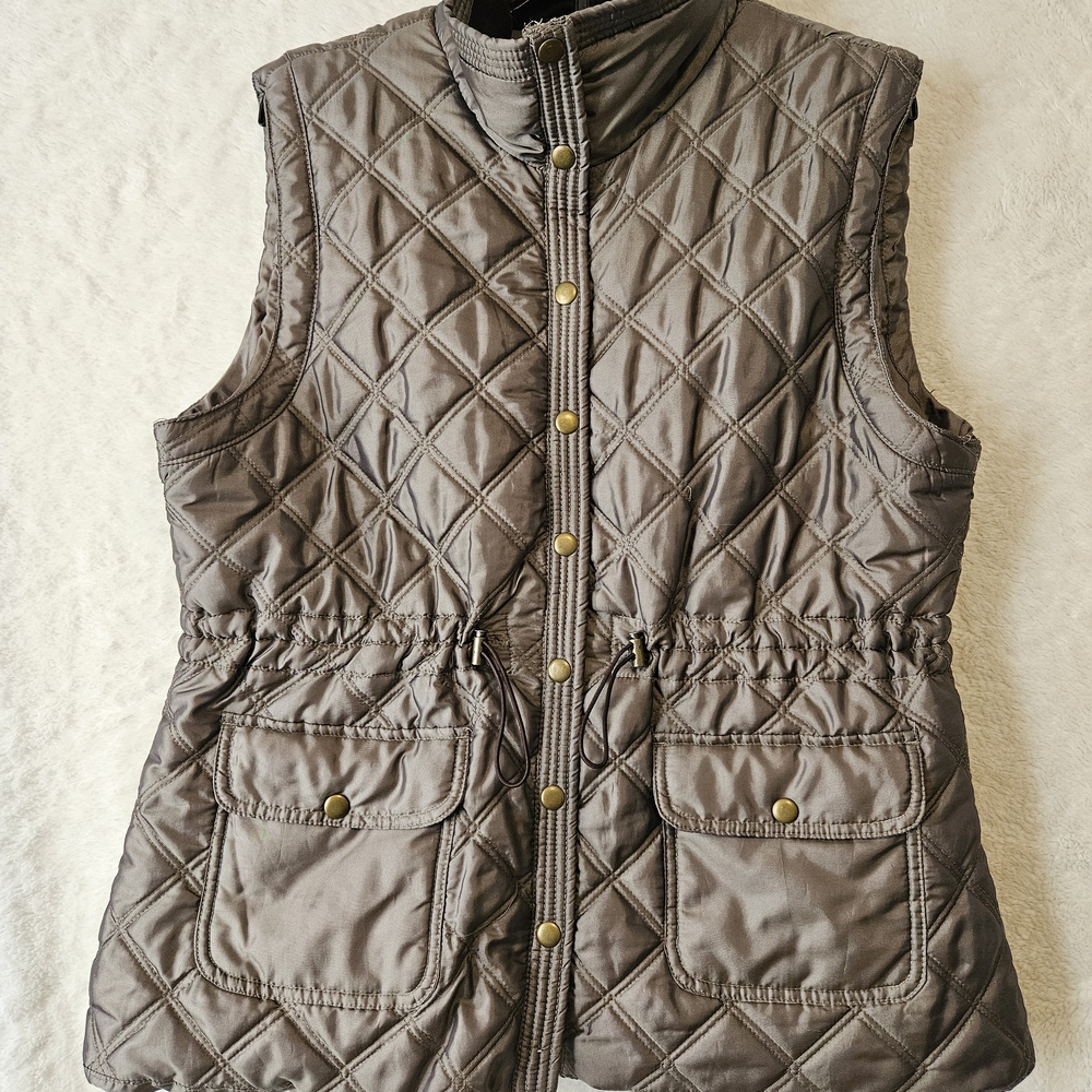 Quilted Sleeveless Vest in Taupe with Snap Front